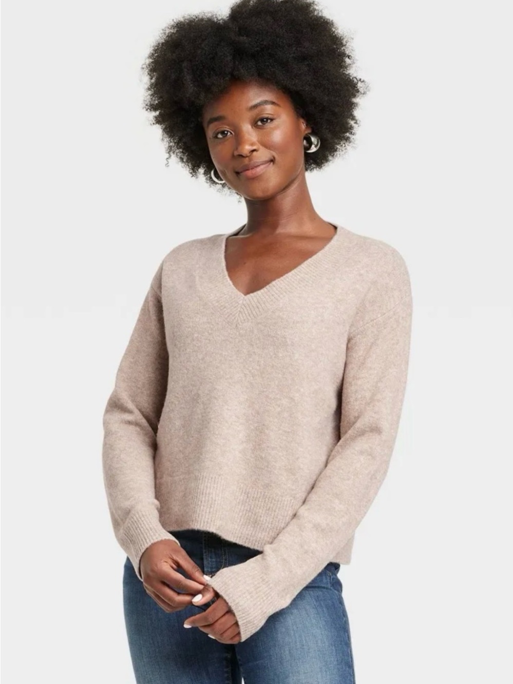 Universal Thread Women's Cozy Knit V-
Neck Pullover Sweater Tan Size S